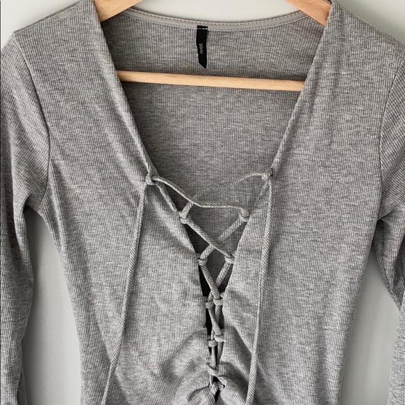 Grey deep v neck - Picture 2 of 3